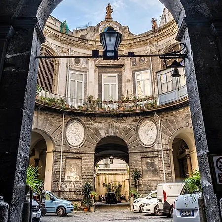 Residenza Spinelli * نابولي